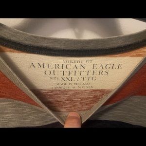 XXL American Eagle V-Neck
